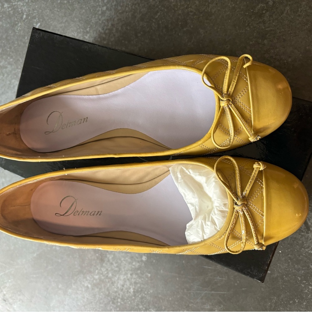 *NEW* Delmar Ballet Flats